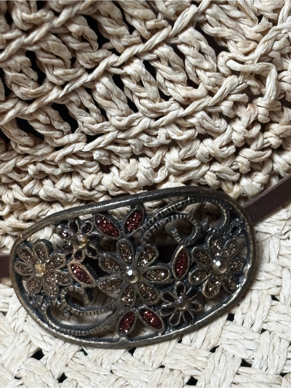 Boho western style cowgirl woven straw hat with floral accent - Picture 2 of 7
